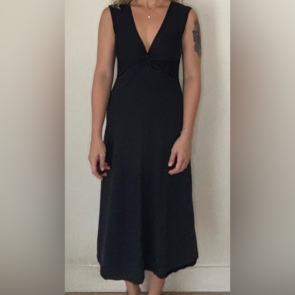 ❌ Patagonia Navy Sleeveless Dress